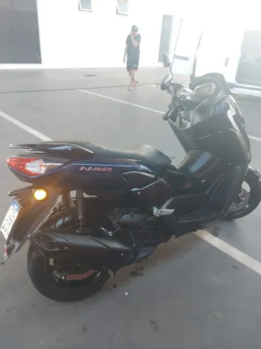 Vendo essa moto ou troco por uma mais nova financiada
