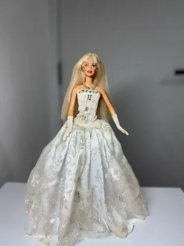 Barbie Mattel Original 1999/1998 com Vestido de Noiva e Acessórios 