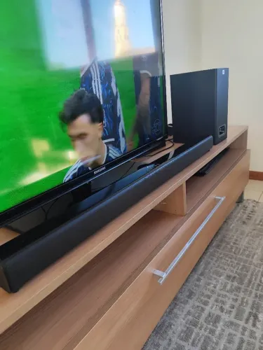 SOUNDBAR JBL 2.1 modelo SB130