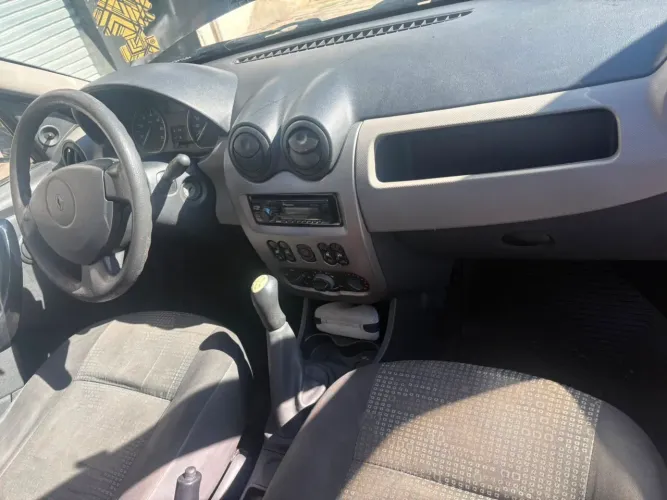 Renault Sandero Authentique Hi-flex 1.6 8V 5P 2008