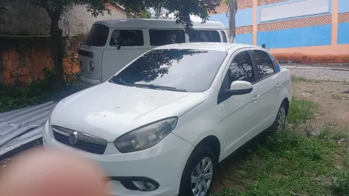Fiat Grand Siena Tetrafuel 1.4 EVO F. Flex 8V 2015