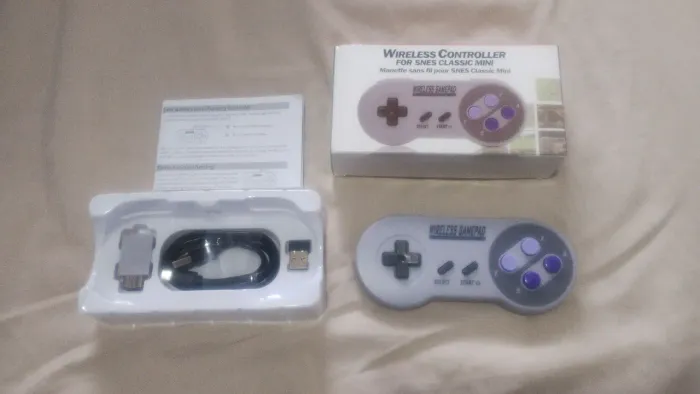 Controle sem fio modelo super Nintendo