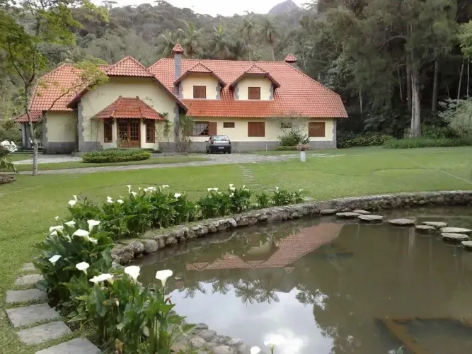 Casa com excelente potencial!