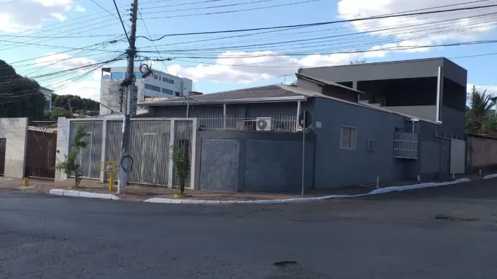 Casa Residencial e Comercial, venda, 174 m² por R$ 590.000 - Jardim Paulista - Cuiabá/MT