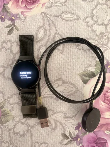 Samsung Galaxy Watch 4 40mm Preto Kit Feminino Completo