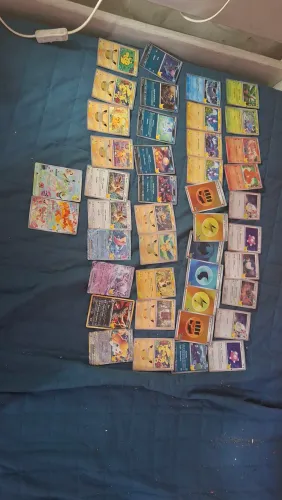 LOTE DE CARTAS- POKÉMON 30 ANO