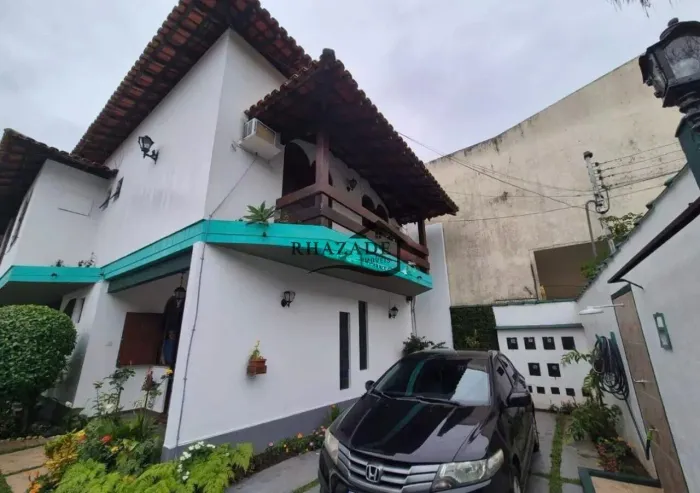 Casa em condomínio fechado na Praia de Itaipu na Região Oceânica