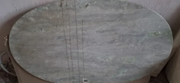 Mesa de jantar feita de pedra de mármore