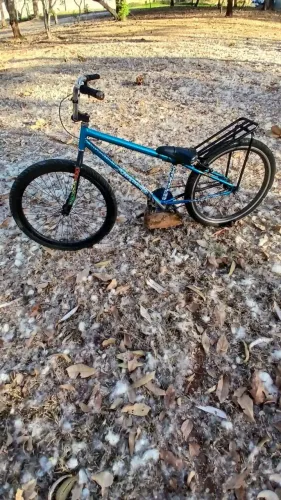 Vende se bike montadinha BH aro 26