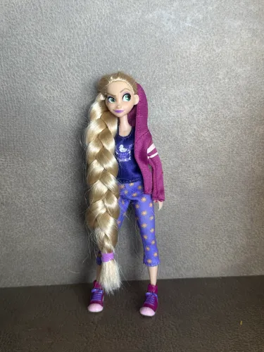 Rapunzel (miniatura princesas Disney) rara - Wi-Fi Ralph (Disney)