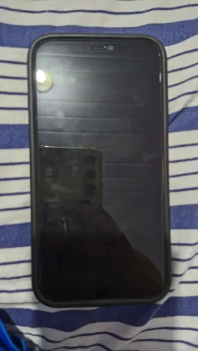 Iphone 11 em perfeito estado