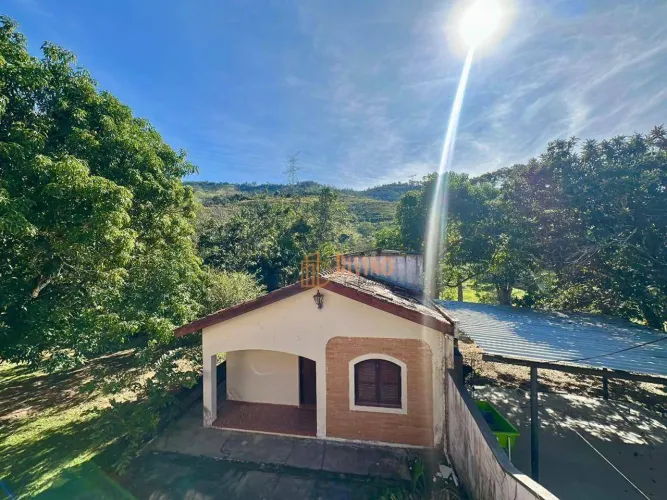 Chácara à Venda entre Serra Negra e Lindóia SP