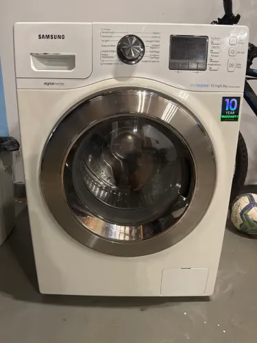 Máquina lava e seca Samsung com defeito. Vendo para retirar peças todas originais.