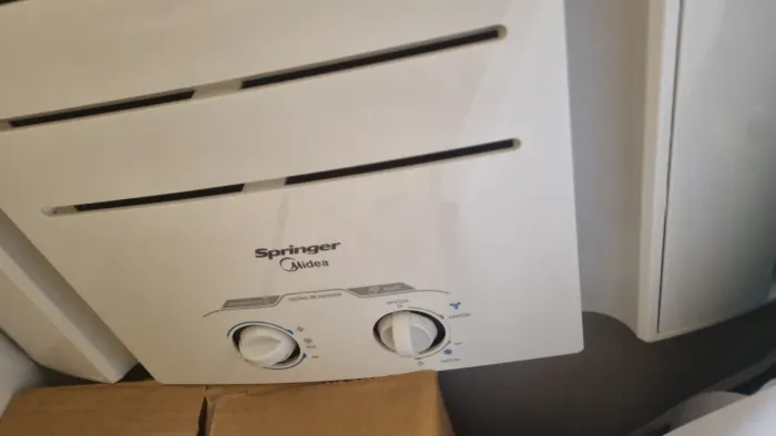 Ar Condicionado Janela Springer Midea 7500 BTU/h Frio Mecânico QCK078BB-127 Volts