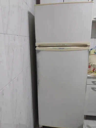 Geladeira Electrolux ( Double D440 )