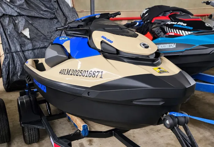 Jetsky SEA-DOO WAKE 170 2025 COM CARRETA RODOVIÁRIA