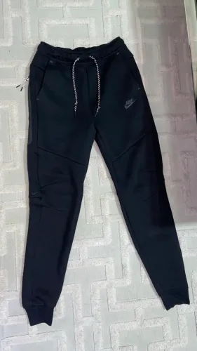 Calça Nike Tech Fleece