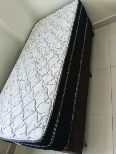 Vende -se 02 cama box Ortobom. O valor de cada é 600,00 reais.m.