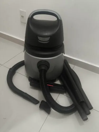 Aspirador de pó e água Eletrolux A10 smart em excelente estado!