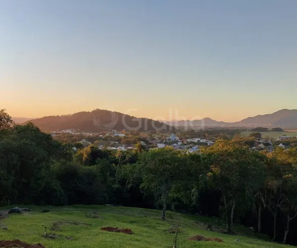 Terreno com 65.739,70 m² no Ribeirão da Ilha