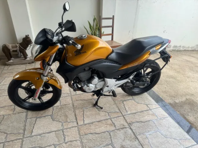 Honda CB 300r/ 300r Flex 2011
