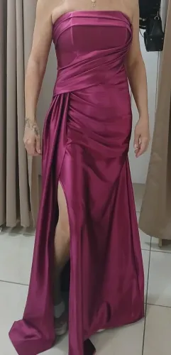 VESTIDO DE FESTA FUCCIA.