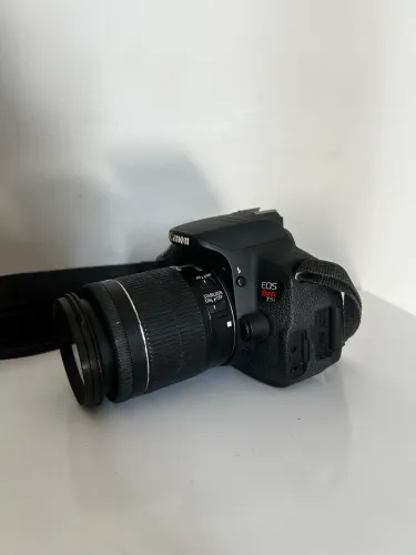 Canon T5i