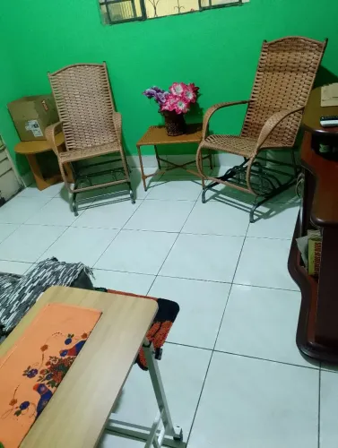 Vendo ou troco em sítio uma ótima casa