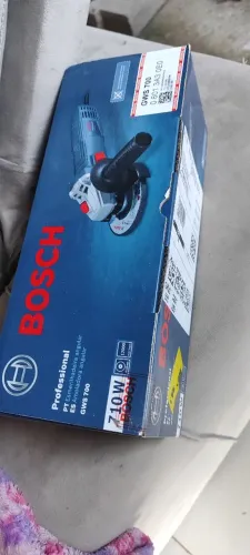 Esmerilhadeira Bosch 700 GSW