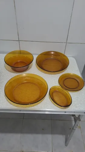 Duralex marrom - colecionador - 100 reais as maiores , 50 reais as menores cada.