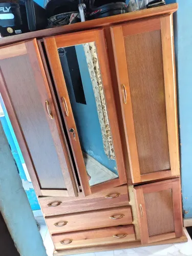 GUARDA ROUPA SOLTEIRO