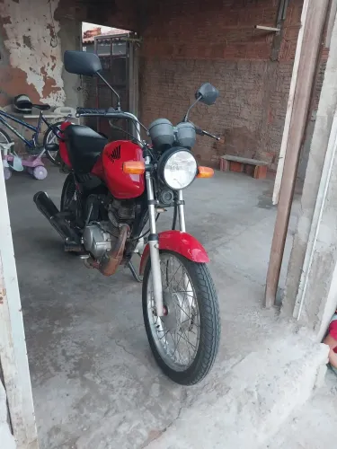 Moto em ótimo estado