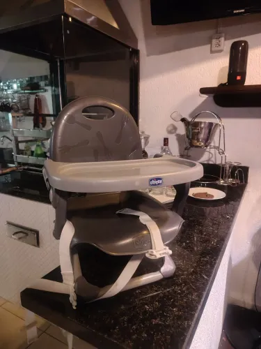 Cadeira Chicco alimentação 