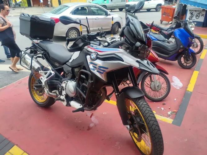 BMW F850 GS Filé