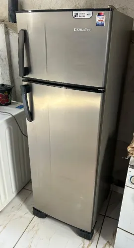 GELADEIRA ESMALTEC