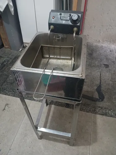 Vendo fritadeira elétrica!!!