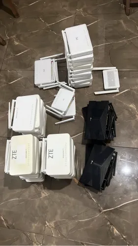 Vendo lote de ONT 54 peças