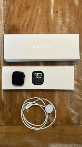 Apple Watch series 10 GPS + CELULAR com 3 PULSEIRAS