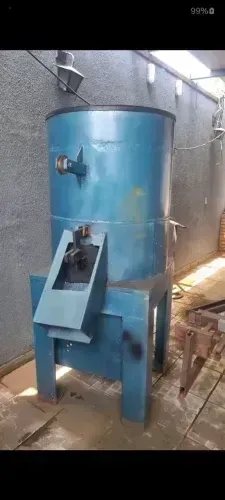 Operador de Aglutinador de plásticos (PVC Flexivel)