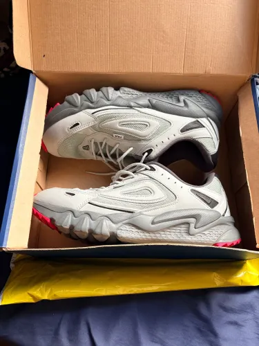 Tênis FILA Ventura Tracer 2 Cinza 