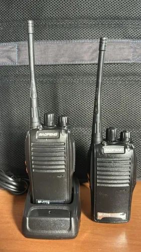 ? PAR DE RÁDIOS BAOFENG BF-777S ? COMUNICAÇÃO TOTAL! ?