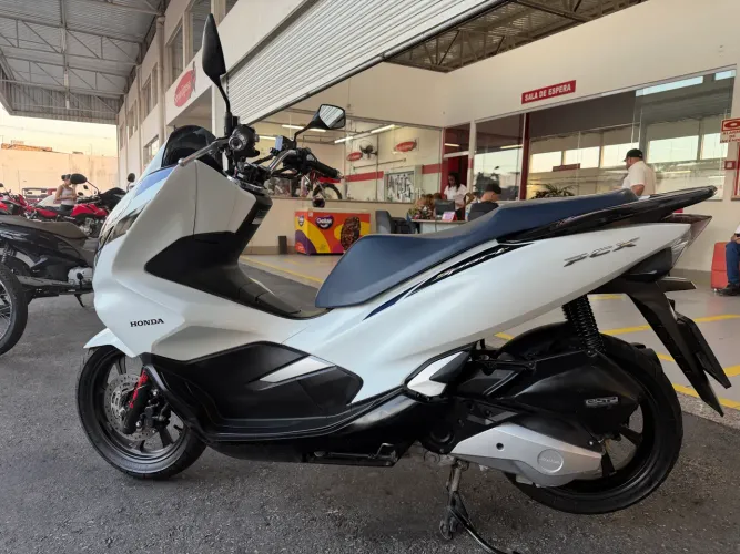 Honda PCX baixa quilometragem