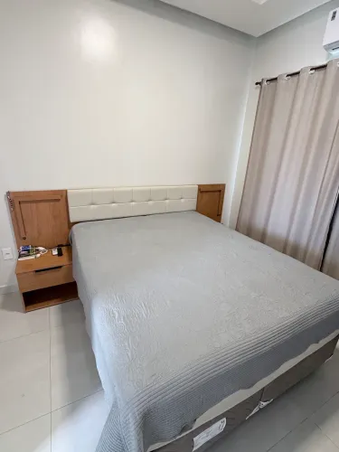 Cama box + colchão Queen + cabeceira com led