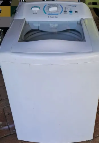 Máquina de lavar 12 kg Eletrolux