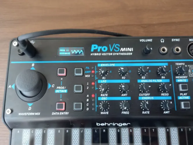 Sintetizador PRO VS mini