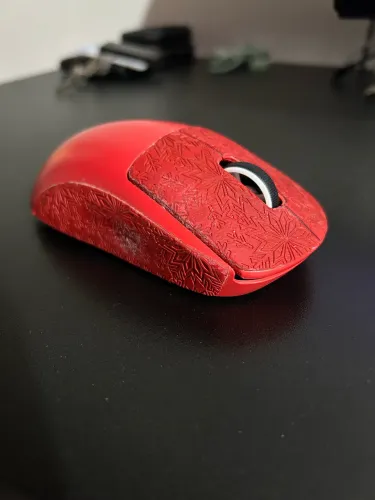 Logitech gpro superlight 1 vermelho
