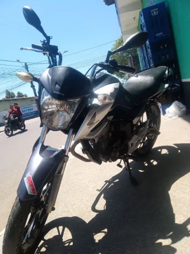 Titan 160 ano 2022