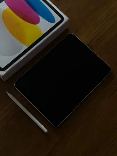 iPad 10ª Geração 64GB + Caneta Hmaston P11 - Na Caixa