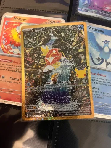 Cartas TCG POKÉMON 30th
