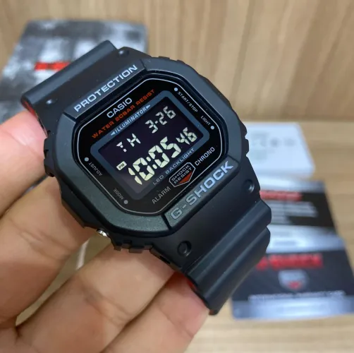 Relógio Casio G-Shock DW-5600UHR-1DR Original Completo c/ Caixa novo 